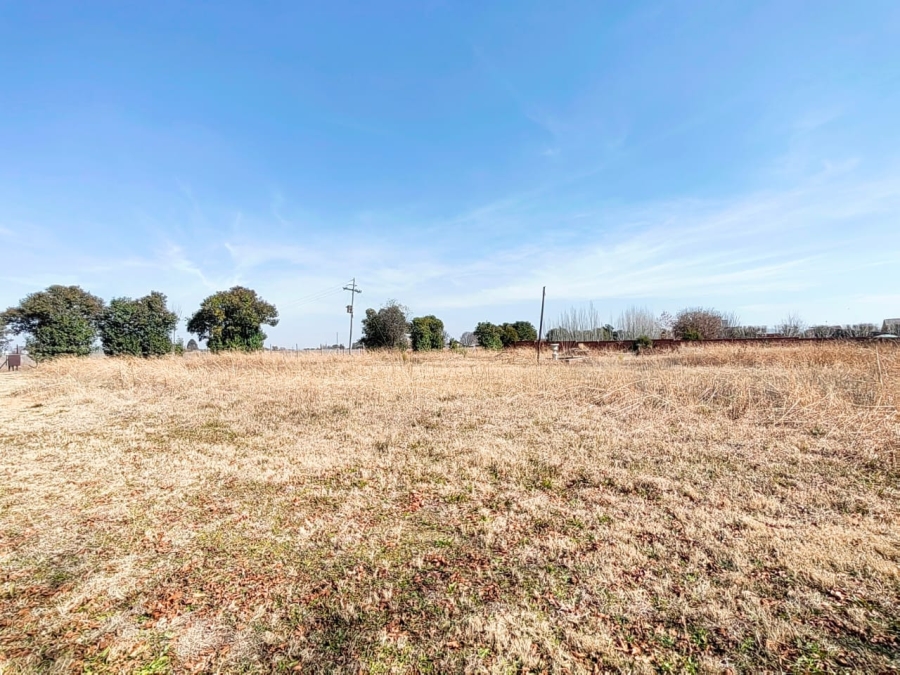 0 Bedroom Property for Sale in Grimbeeck Park North West